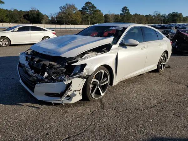 1HGCV2F30KA000705 2019 HONDA ACCORD - Image 1
