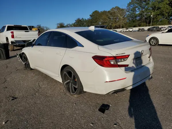 1HGCV2F30KA000705 2019 HONDA ACCORD - Image 2