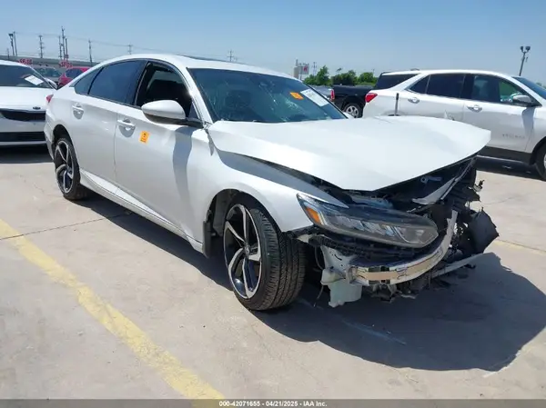 1HGCV2F30KA016435 2019 HONDA ACCORD - Image 1
