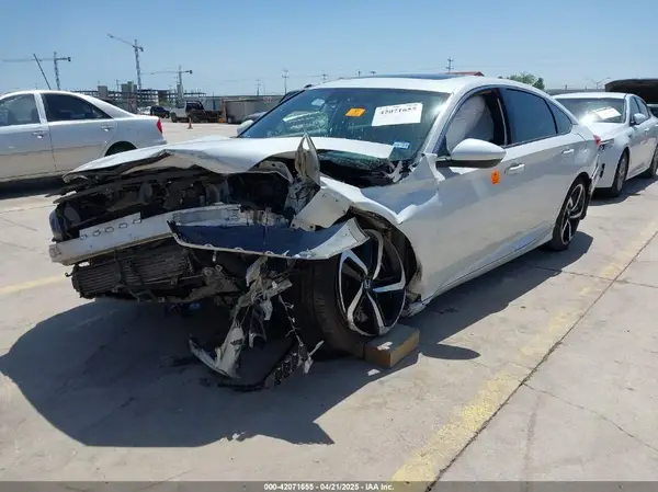 1HGCV2F30KA016435 2019 HONDA ACCORD - Image 2