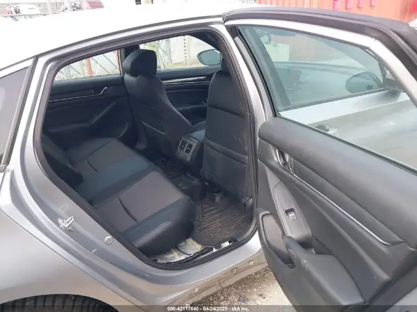 1HGCV2F31JA018144 2018 HONDA ACCORD - Image 8