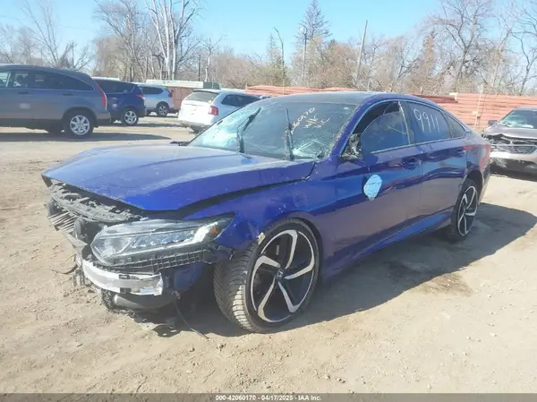 1HGCV2F31JA019911 2018 HONDA ACCORD - Image 2