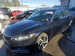 1HGCV2F31JA025482 2018 HONDA ACCORD