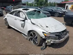 1HGCV2F31JA027569 2018 HONDA ACCORD