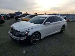 1HGCV2F31JA036238 2018 HONDA ACCORD