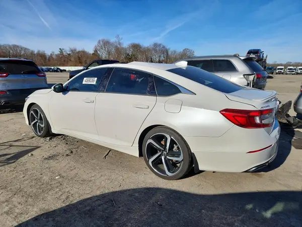 1HGCV2F31JA036577 2018 HONDA ACCORD - Image 2