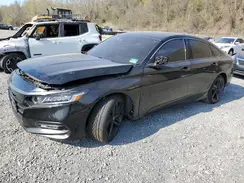 1HGCV2F31JA049152 2018 HONDA ACCORD