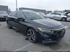 1HGCV2F31JA051936 2018 HONDA ACCORD