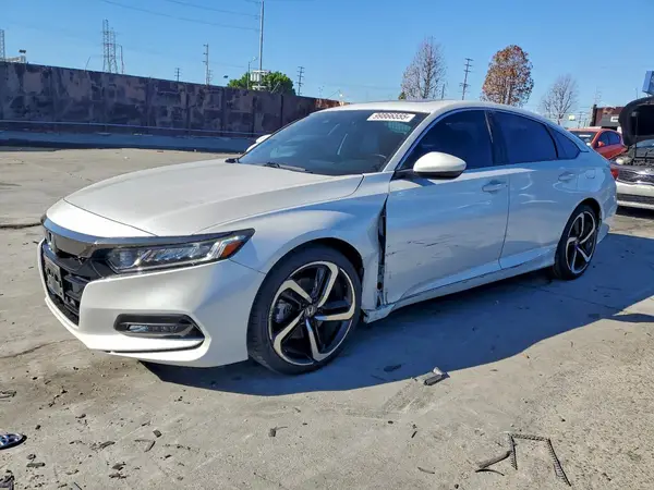 1HGCV2F31JA054268 2018 HONDA ACCORD - Image 1