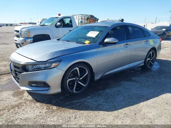 1HGCV2F31KA009462 2019 HONDA ACCORD - Image 2