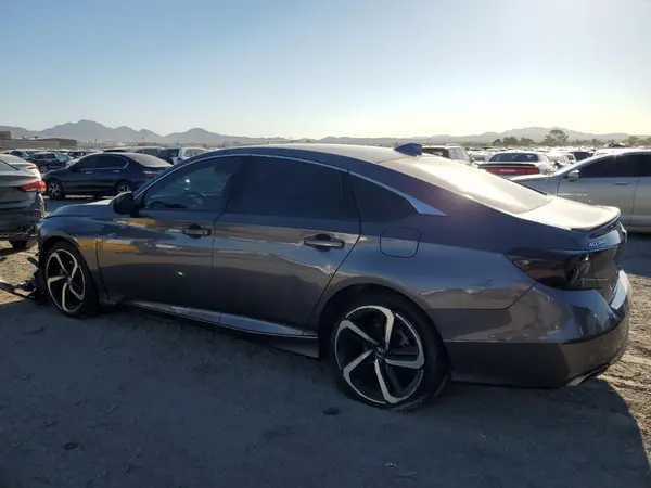 1HGCV2F31KA017481 2019 HONDA ACCORD - Image 2