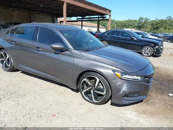 1HGCV2F31KA033650 2019 HONDA ACCORD - Image 1