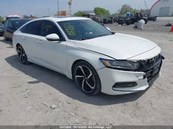1HGCV2F31KA800302 2019 HONDA ACCORD - Image 1
