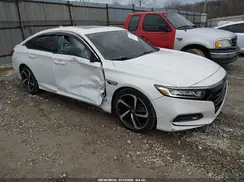 1HGCV2F32JA008092 2018 HONDA ACCORD