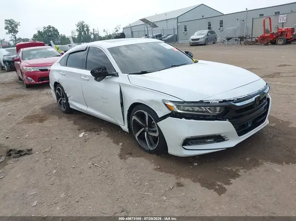 1HGCV2F32JA008092 2018 HONDA ACCORD - Image 1