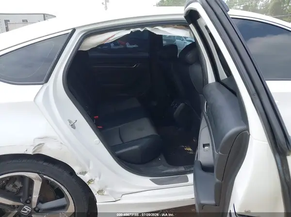1HGCV2F32JA008092 2018 HONDA ACCORD - Image 8