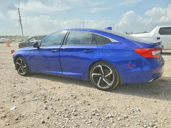 1HGCV2F32JA008383 2018 HONDA ACCORD - Image 2