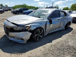1HGCV2F32JA009338 2018 HONDA ACCORD