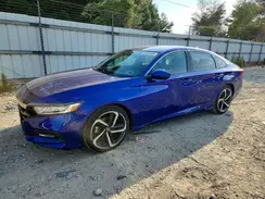 1HGCV2F32JA012711 2018 HONDA ACCORD