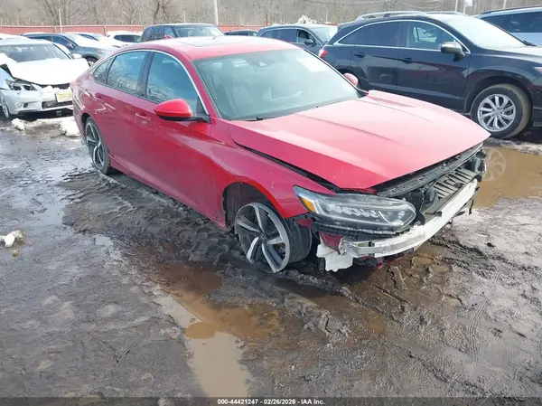 1HGCV2F32JA019576 2018 HONDA ACCORD - Image 1