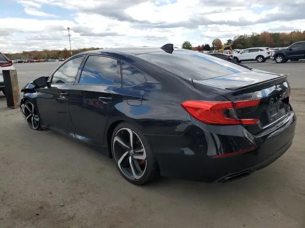 1HGCV2F32JA021621 2018 HONDA ACCORD - Image 2