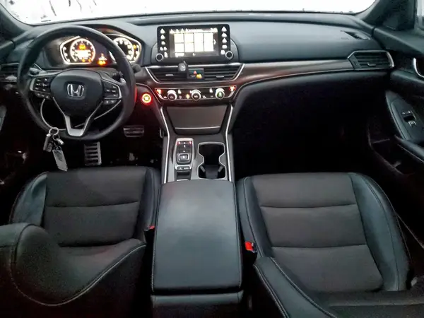 1HGCV2F32JA026334 2018 HONDA ACCORD - Image 8