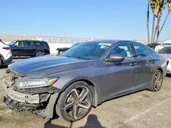 1HGCV2F32JA027919 2018 HONDA ACCORD