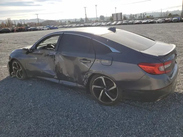 1HGCV2F32JA031369 2018 HONDA ACCORD - Image 2
