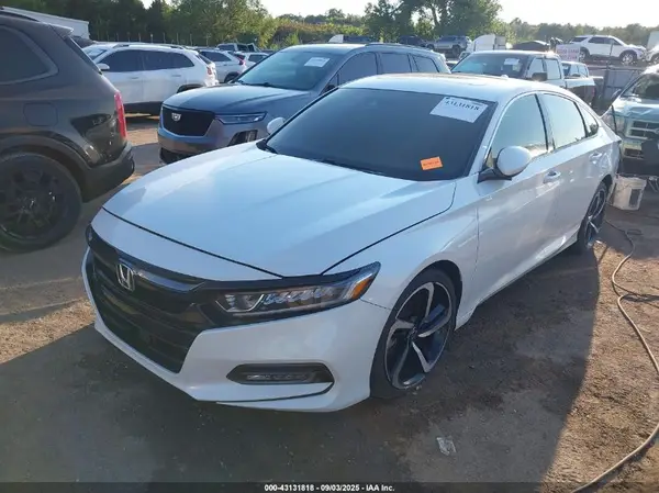 1HGCV2F32JA032375 2018 HONDA ACCORD - Image 2