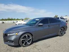 1HGCV2F32JA035664 2018 HONDA ACCORD