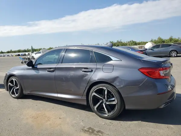 1HGCV2F32JA035664 2018 HONDA ACCORD - Image 2