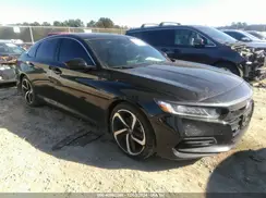 1HGCV2F32JA037463 2018 HONDA ACCORD