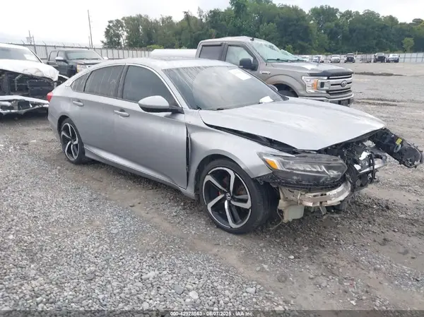 1HGCV2F32JA042744 2018 HONDA ACCORD - Image 1