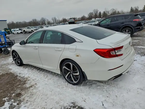 1HGCV2F32JA045546 2018 HONDA ACCORD - Image 2