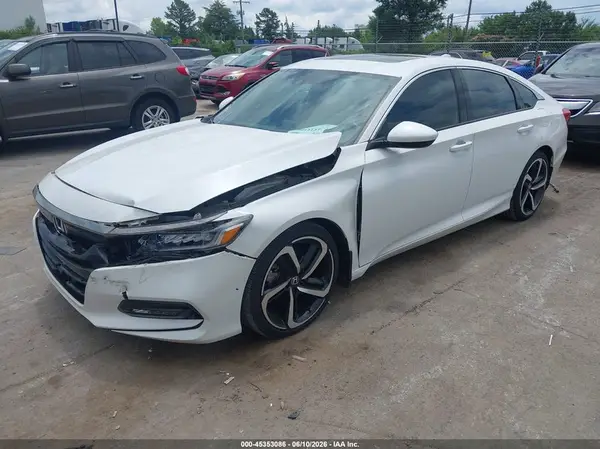 1HGCV2F32JA048687 2018 HONDA ACCORD - Image 2