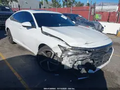 1HGCV2F32JA048706 2018 HONDA ACCORD