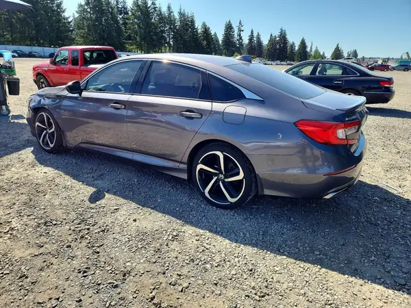 1HGCV2F32JA048852 2018 HONDA ACCORD - Image 2