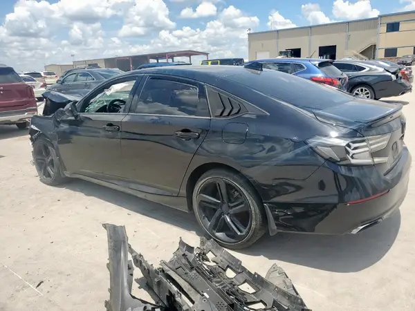 1HGCV2F32JA054540 2018 HONDA ACCORD - Image 2