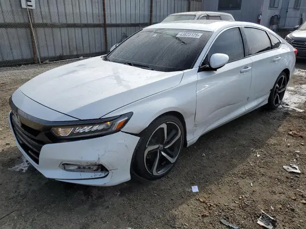 1HGCV2F32KA006750 2019 HONDA ACCORD - Image 1