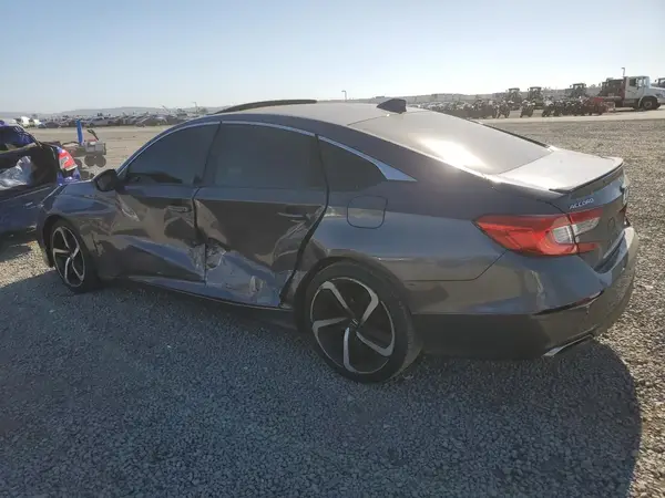1HGCV2F32KA010541 2019 HONDA ACCORD - Image 2