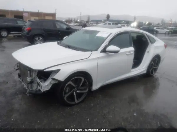 1HGCV2F32KA016615 2019 HONDA ACCORD - Image 2