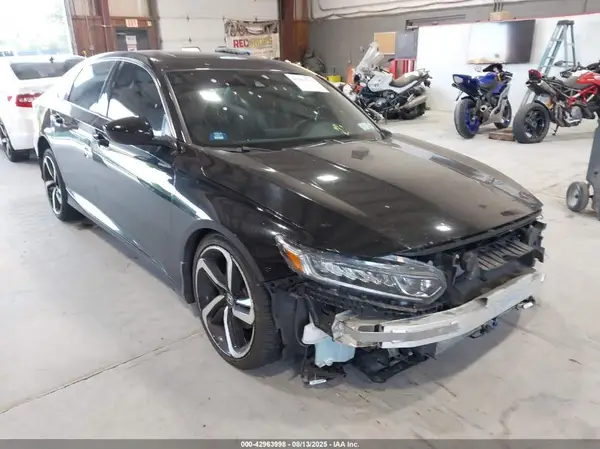 1HGCV2F32KA022415 2019 HONDA ACCORD - Image 1