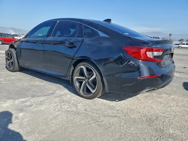 1HGCV2F32KA034385 2019 HONDA ACCORD - Image 2
