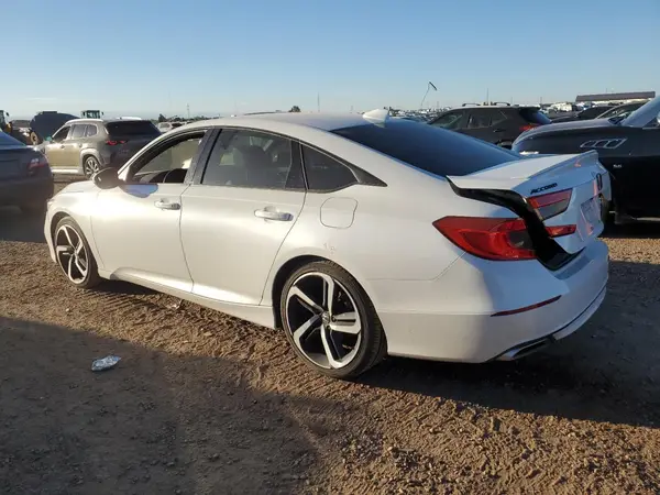 1HGCV2F32KA034595 2019 HONDA ACCORD - Image 2