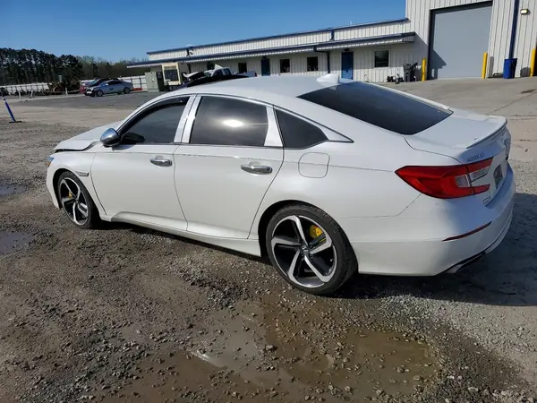 1HGCV2F32LA002599 2020 HONDA ACCORD - Image 2