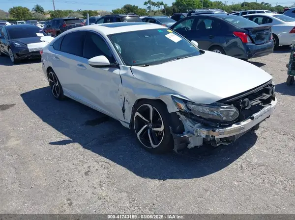 1HGCV2F32LA015787 2020 HONDA ACCORD - Image 1