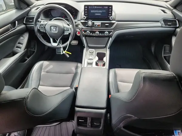 1HGCV2F33JA007517 2018 HONDA ACCORD - Image 8
