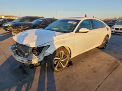 1HGCV2F33JA008716 2018 HONDA ACCORD