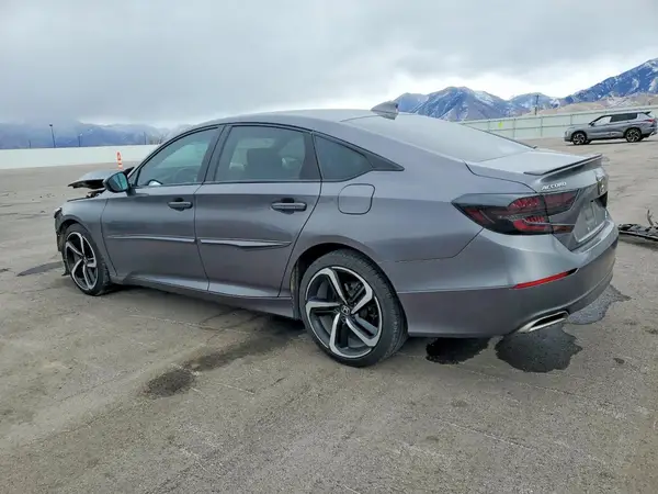1HGCV2F33JA012264 2018 HONDA ACCORD - Image 2