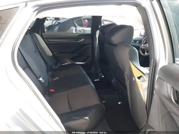 1HGCV2F33JA017285 2018 HONDA ACCORD - Image 8